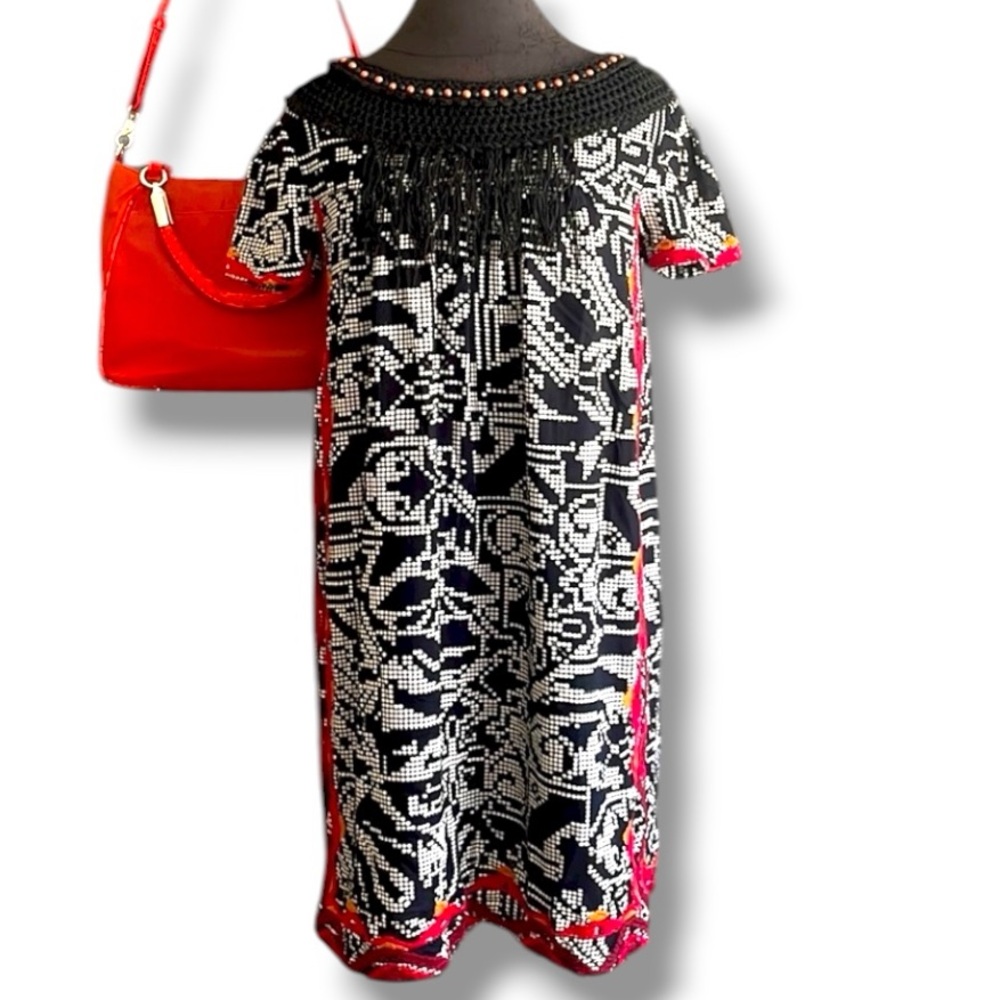 Anthropologie FLOREAT ABELIA DRESS size small Embroidered boho chic in EUC